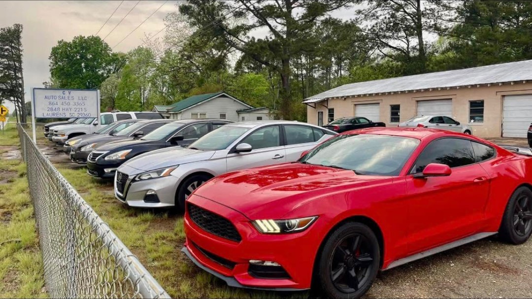 CV Auto Sales dealership lot in Laurens, SC